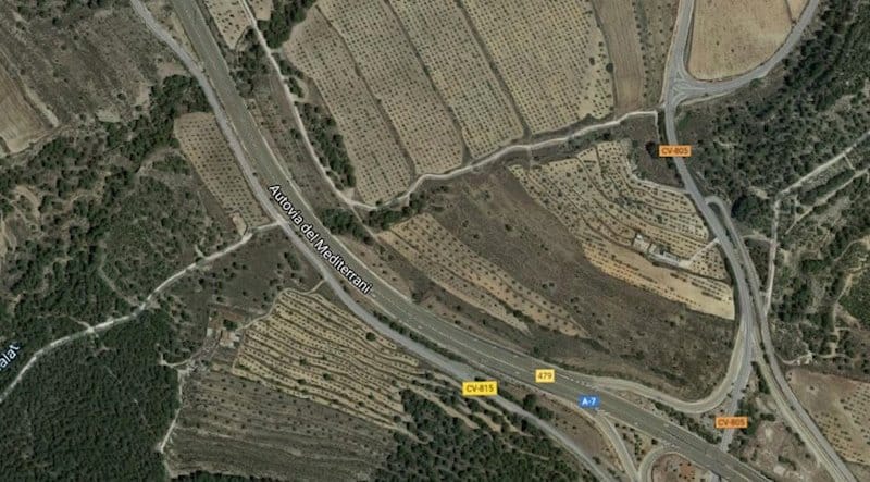 Un coche que circulaba en sentido contrario causa dos muertos en Alicante