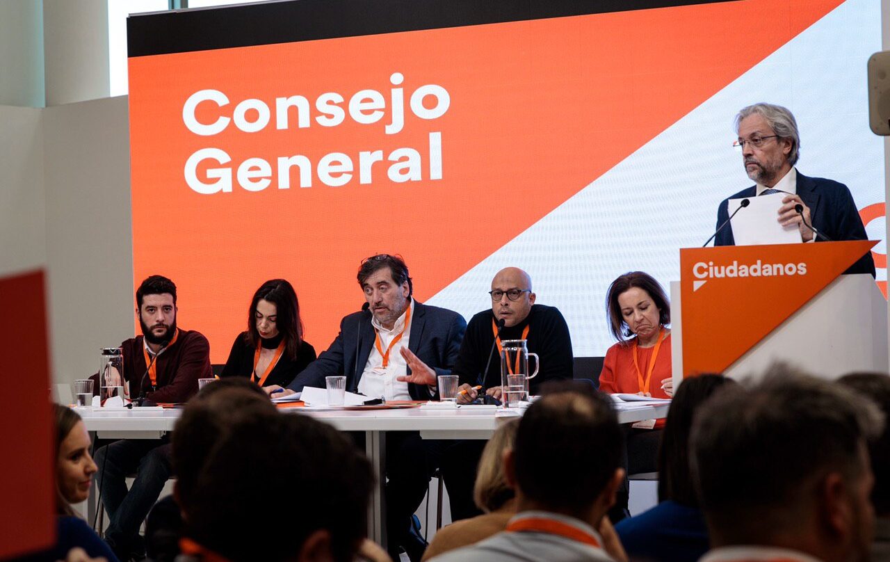 El ala crítica de Cs, excluida del Consejo General: "Parece un partido de corte soviético"