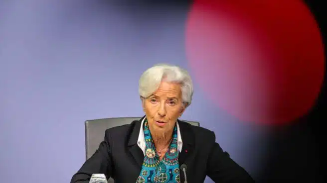 Lagarde ofrece algo de optimismo a Europa: "Los riesgos son menos pronunciados"
