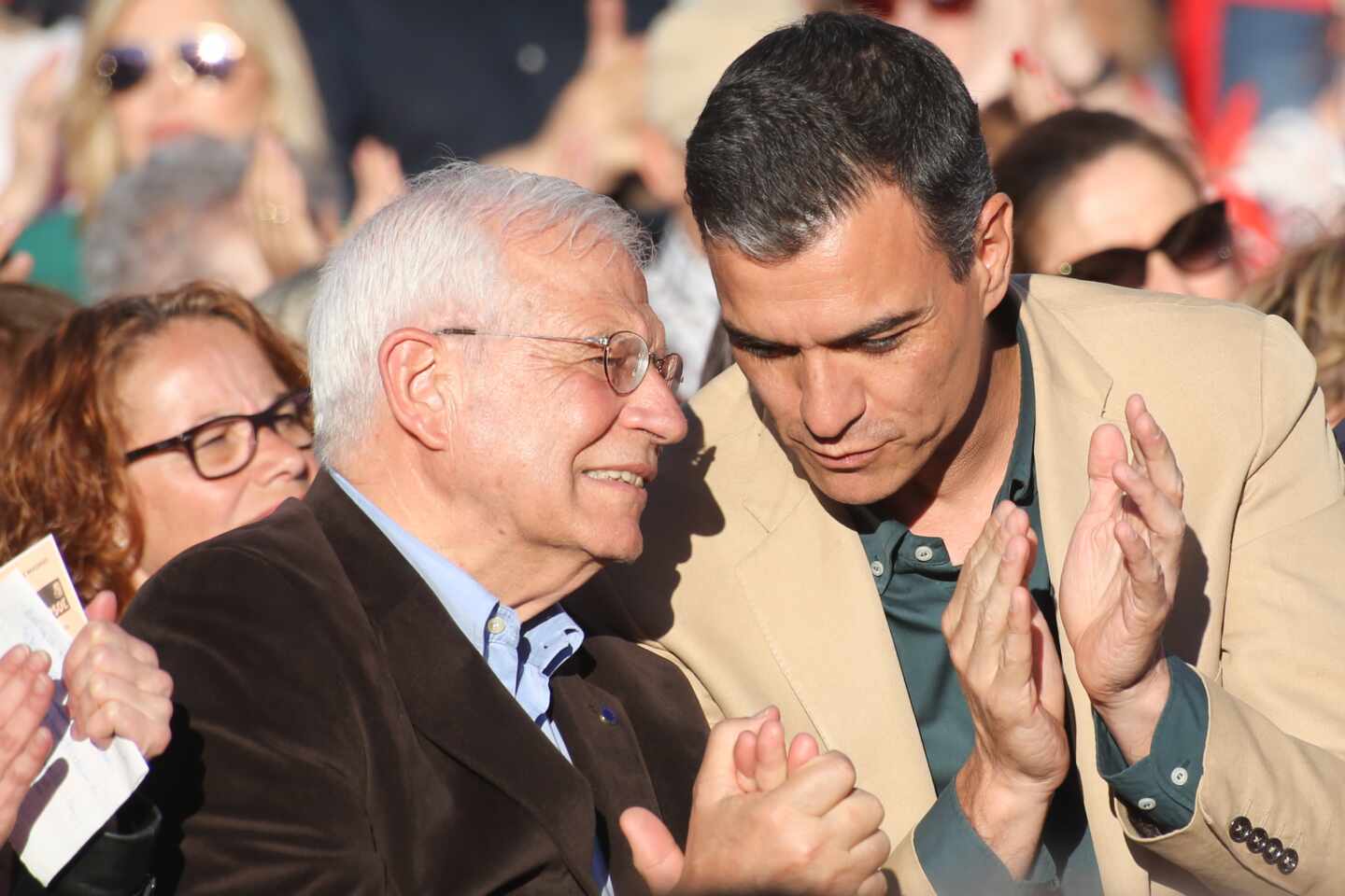 Josep Borrell y Pedro Sánchez.