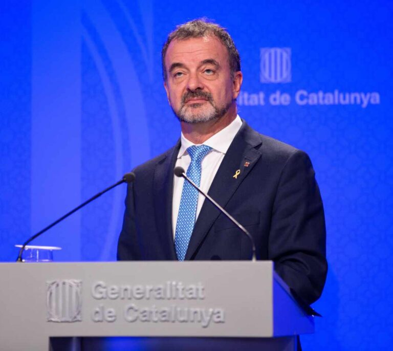 El conseller Bosch dimite por la gestión del caso de acoso sexual en su departamento