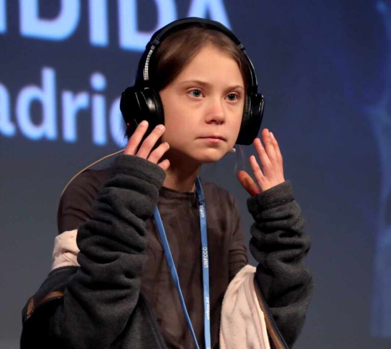 De "mocosa" a "necesaria": así ve Twitter a Greta Thunberg