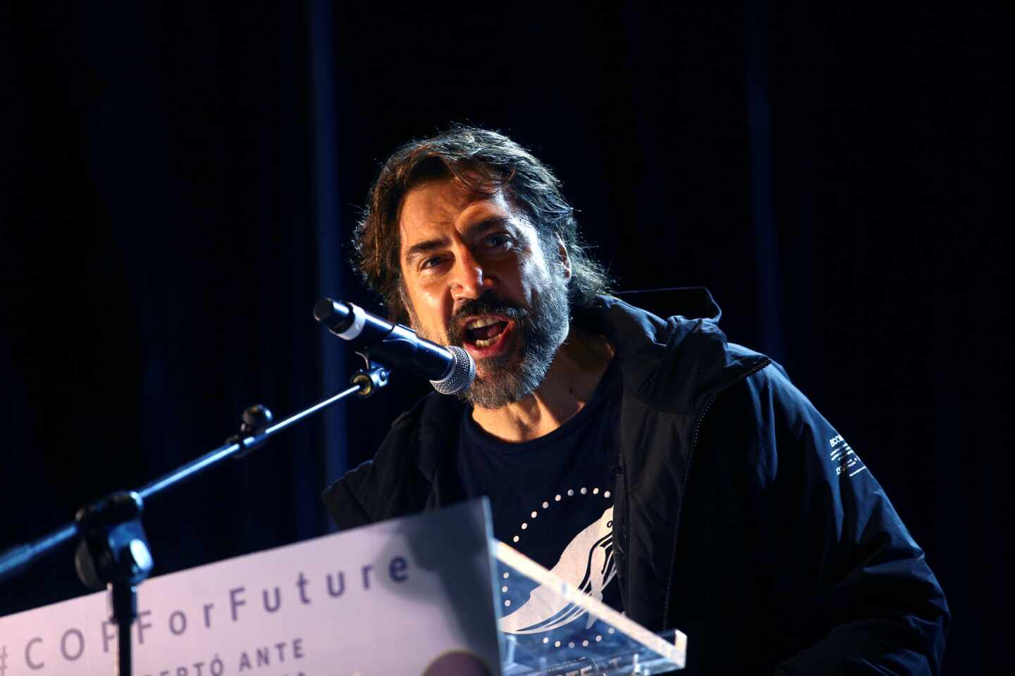 Javier Bardem, en la Marcha por el Clima: "El estúpido de Almeida quiere revertir Madrid Central"