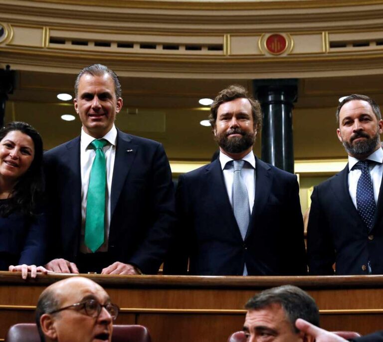 El 'cordón sanitario' fracasa y Vox consigue una de las vicepresidencias del Congreso