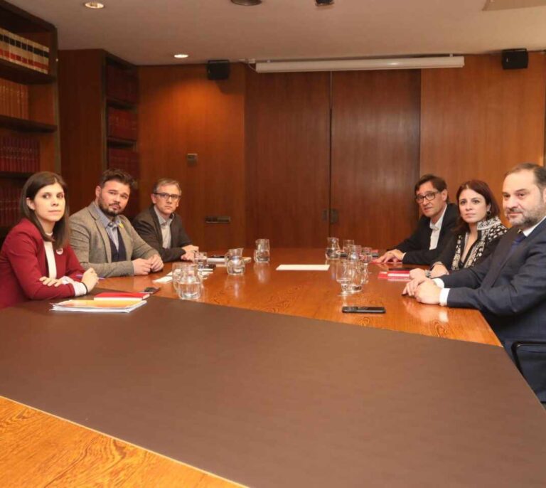 PSOE y ERC no exhiben avances significativos tras su reunión en Barcelona