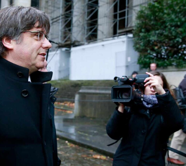 La Eurocámara levanta la prohibición de entrada a Puigdemont y Comín tras la sentencia del TUE