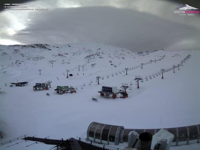 Cierran la estación de esquí de Sierra Nevada por rachas de viento de más de 100 km/h