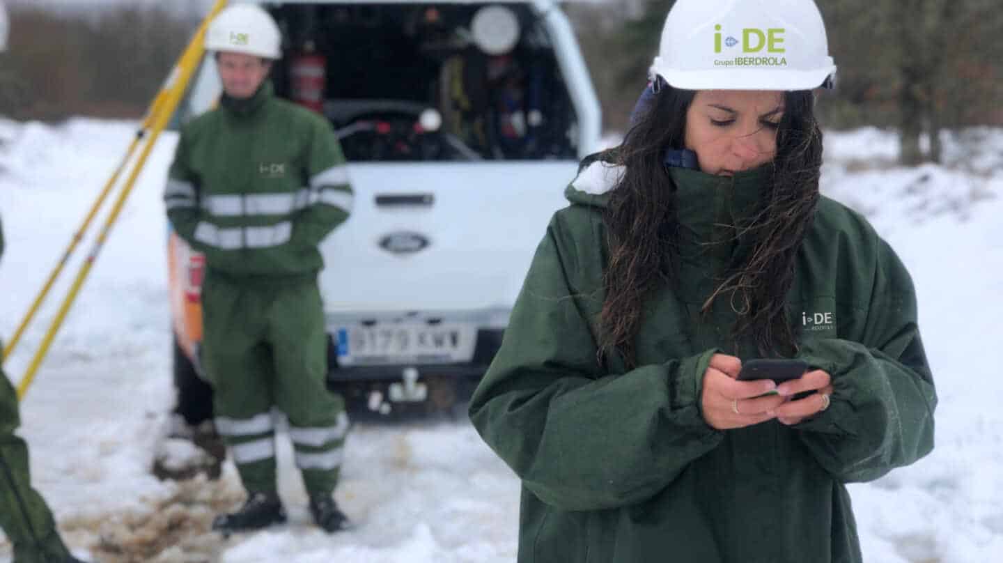 trabajos mantenimiento redes eléctricas