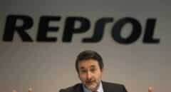 Imaz (Repsol) entra al cuerpo a cuerpo con Galán (Iberdrola): "Nosotros no dependemos del BOE"