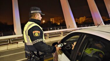 Marlaska avisa de que la DGT perseguirá a quien comparta la ubicación de los controles