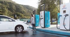 Repsol compra una red de 1.200 enchufes para cargar coches eléctricos por toda España