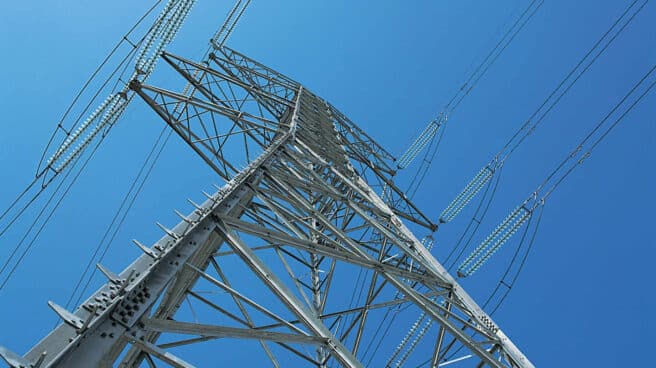 Torre de electricidad de la red de alta tensión española.