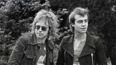 50 años de 'Your Song', el himno que Elton John compuso en el armario