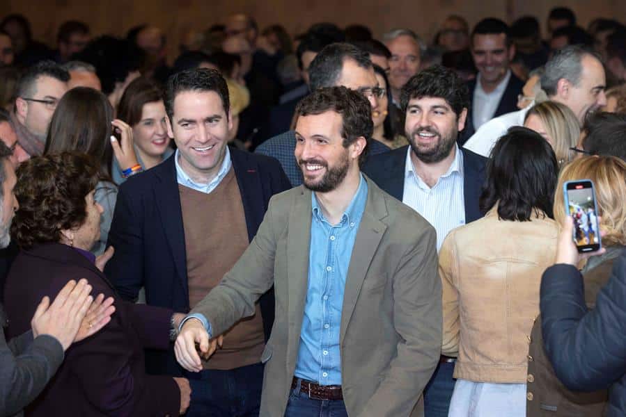 Malestar en el PP con la posición de Casado sobre el 'pin parental'