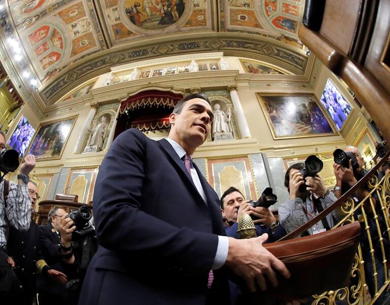Sánchez : “Hay que retomar la senda de la política, dejando atrás la judicialización del conflicto”