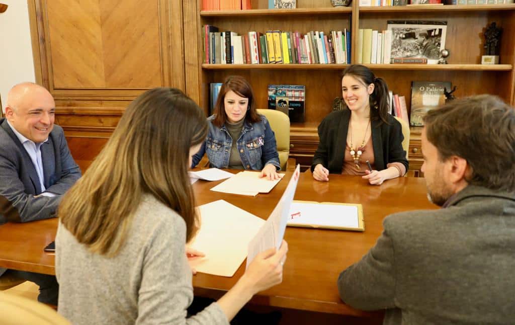 El PSOE exige a Podemos discreción y unidad de voto en el Congreso