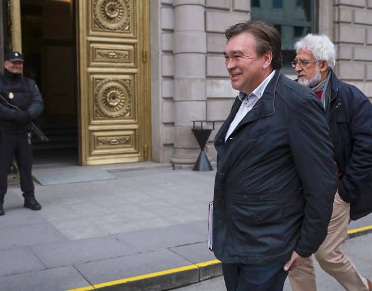 Guitarte mantiene el 'sí' a Sánchez y lamenta los "insultos" y las acusaciones de "traición"