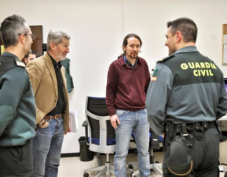 Los altos cargos de Podemos se niegan a dejar el escaño: "Tendremos que trabajar mucho más"