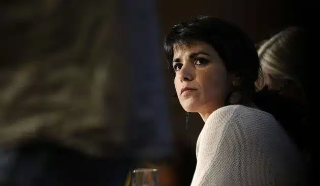 Teresa Rodríguez le pide 60.000 euros a la web de Dina Bousselham por un artículo contra ella