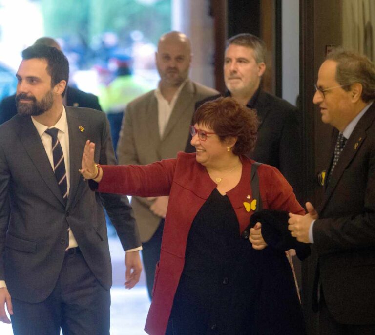 Torrent ve "vergonzoso que el Gobierno no pare los pies" al Tribunal Supremo