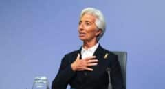 Lagarde mantiene el rumbo del BCE mientras lanza una revisión de su estrategia