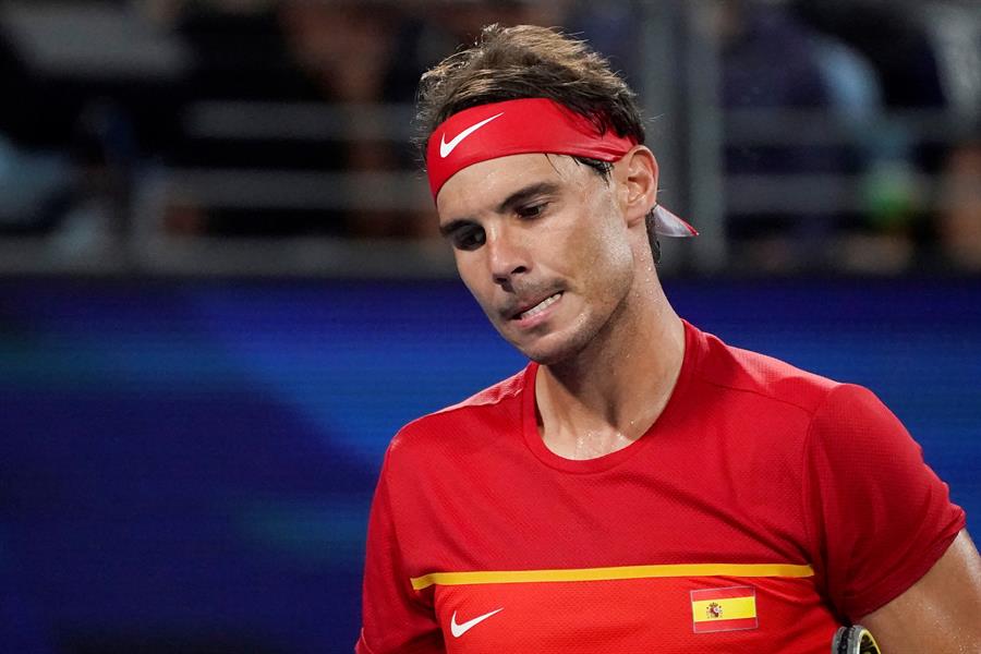 Nadal se lamenta durante la final ante Djokovic