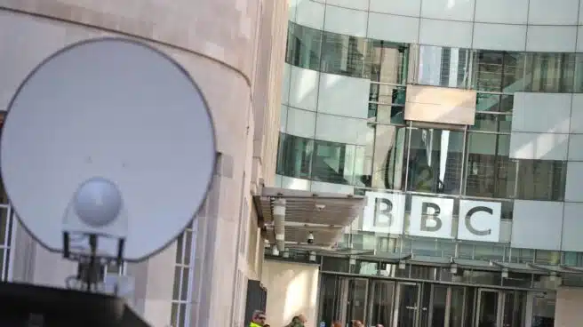 La BBC despide a 450 trabajadores para ahorrar 47 millones de euros al año