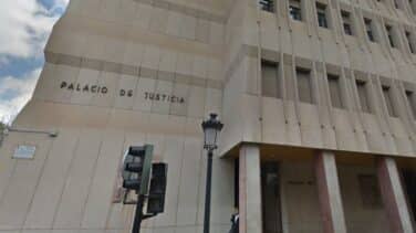 Multa de 3.800 € por arrojar orina al patio de sus vecinos