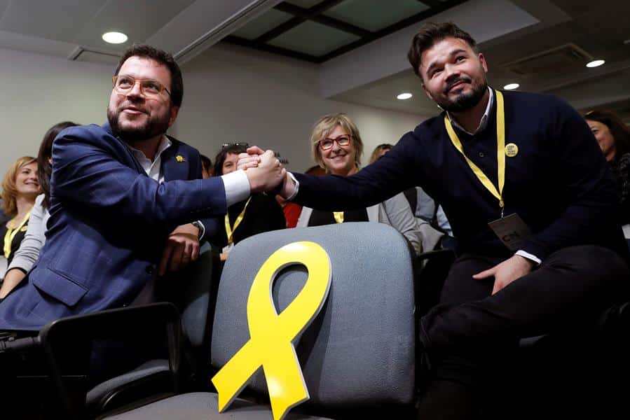 Rufián entorpece el intento de Aragonès de aplacar al nuevo JxCat de Borràs