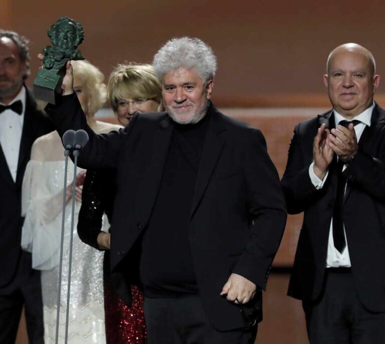 Almodóvar se corona, de nuevo, en el cine español con ‘Dolor y Gloria’, Mejor Película