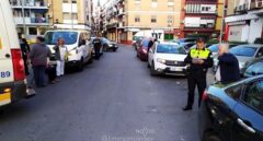 Un conductor de VTC se queda dormido al volante y atropella a dos personas en Sevilla