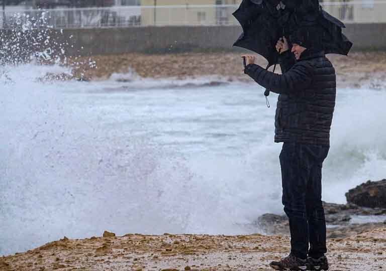 Gloria registra olas récord en Valencia y Baleares