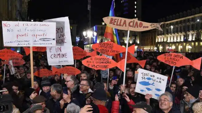 Sardinas contra Salvini: la batalla por Italia
