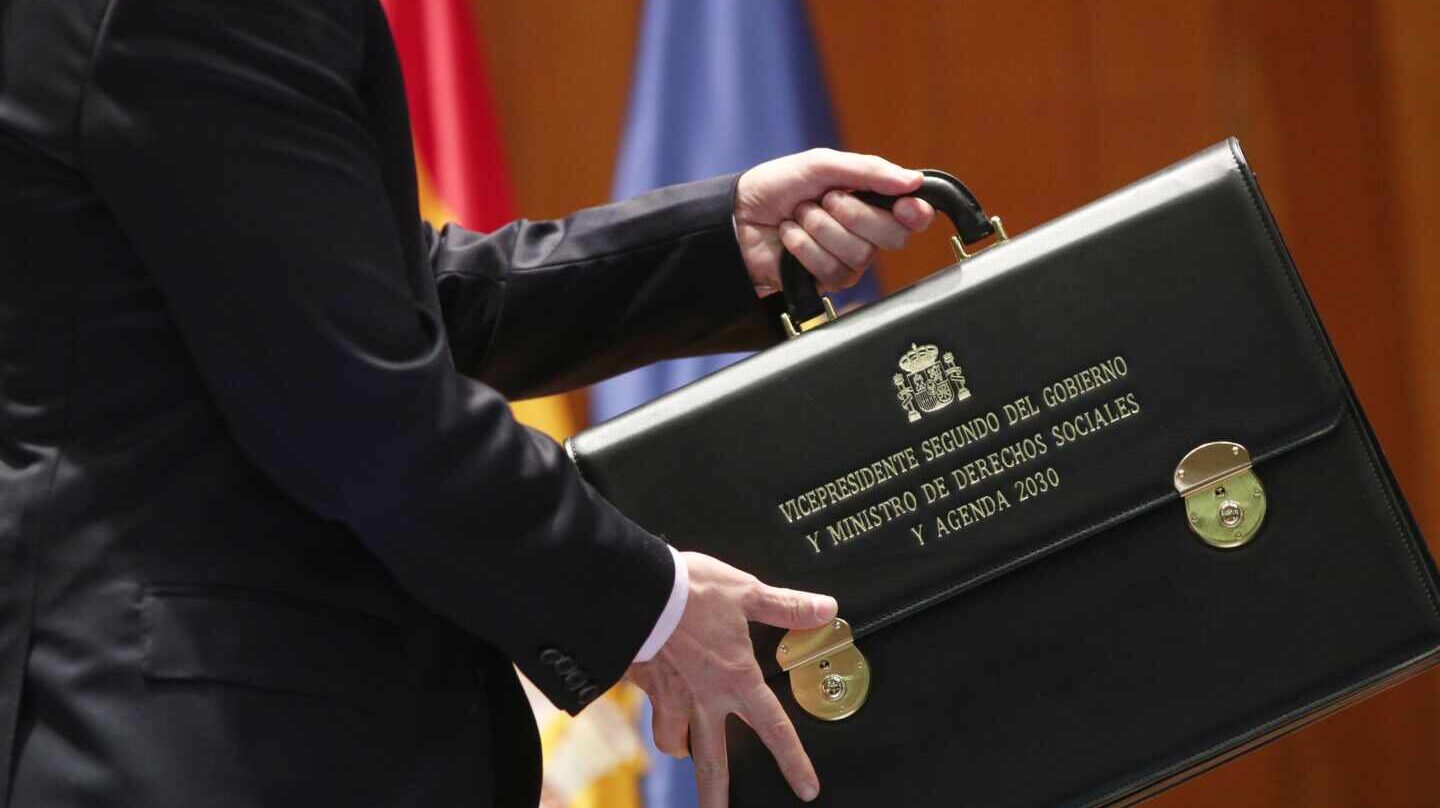 Pablo Iglesias, portando este lunes la cartera de vicepresidente del Gobierno y ministro de Derechos Sociales y Agenda 2030.