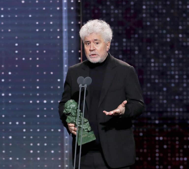 Almodóvar gana el primer cara a cara con Amenábar: mejor guion original