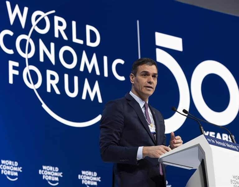 Sánchez defiende un reparto "más justo" de la riqueza ante el foro liberal de Davos