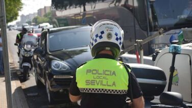 Muere un motorista de 51 años tras un accidente de tráfico en Sevilla