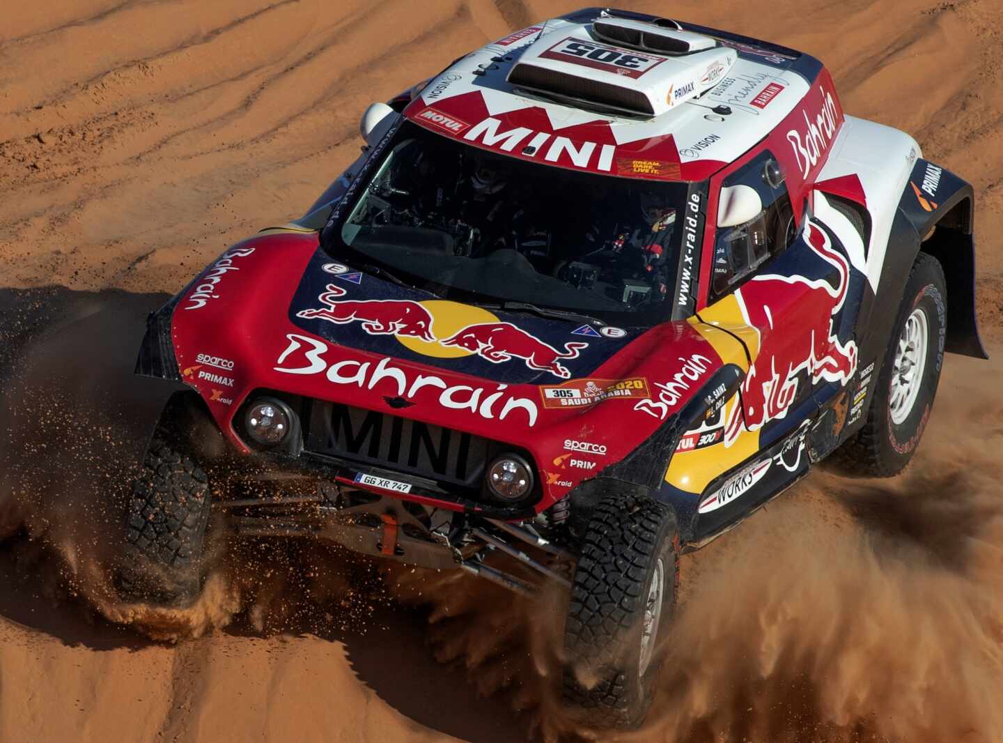 Carlos Sainz conquista su tercer Dakar y Brabec se estrena en motos