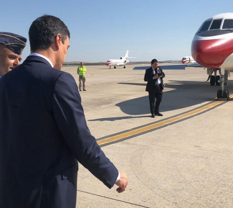 Tres ministros detallan sus viajes en avión del Ejército y dejan sin argumento a Sánchez