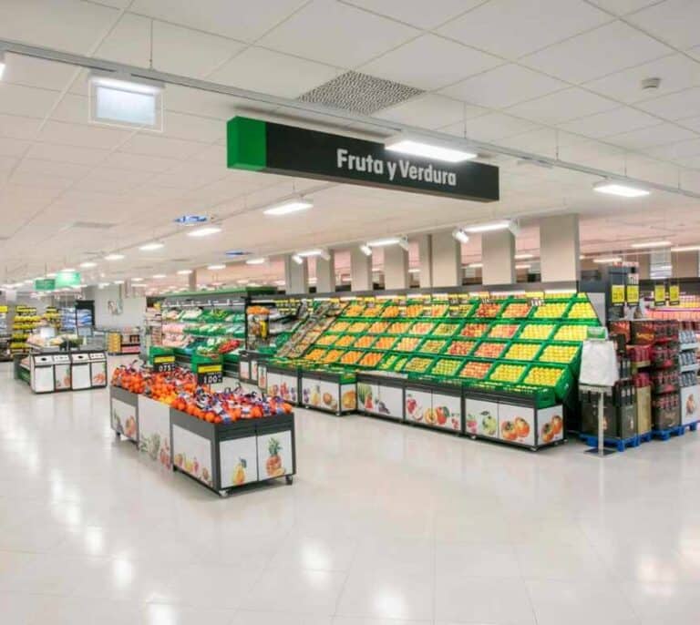 Mercadona estrena portal de empleo con 400 puestos y sueldos de 1.338 euros al mes