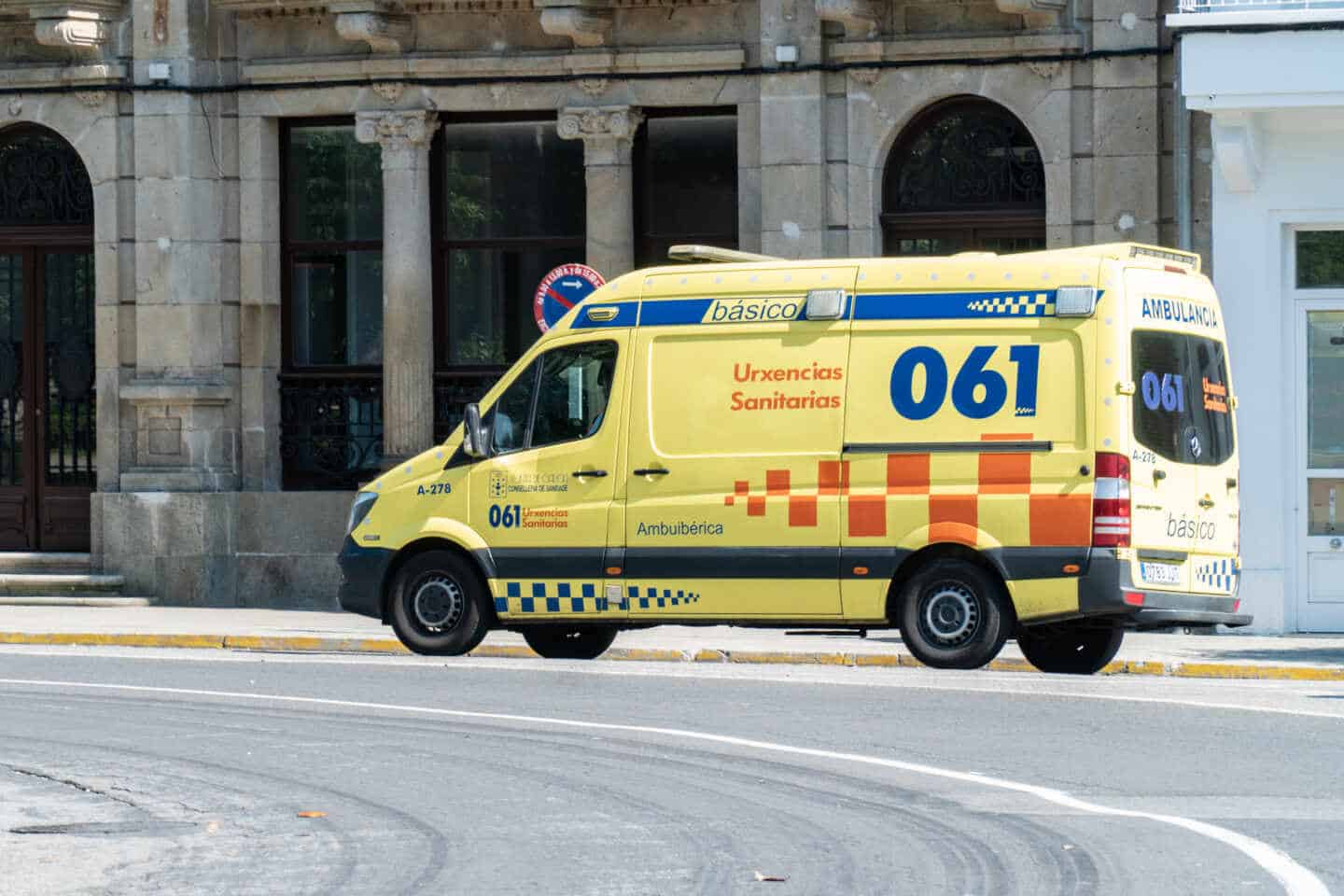 Fallece un hombre al ser atropellado por un turismo en Rianxo (A Coruña)