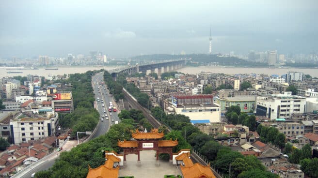 Wuhan_from_Yellow_Crane_Tower