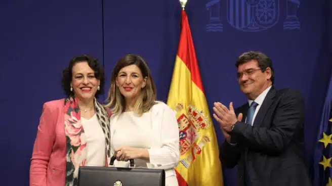 Sánchez da otro tajo al Ministerio de Trabajo en manos de Podemos