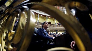 Los nervios del PSOE ante la votación del martes: piden a los diputados que pasen la noche del 6 en Madrid