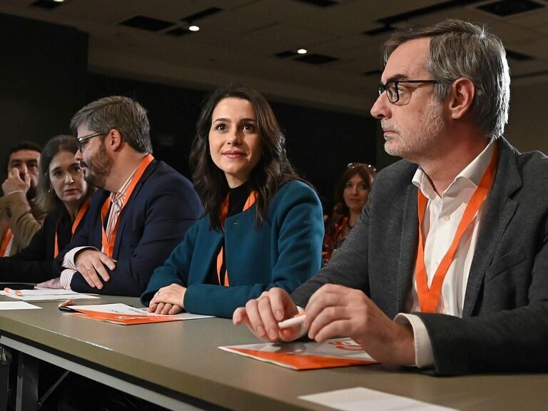El PSOE ofreció cargos a Ciudadanos a cambio de su "sí" en la investidura