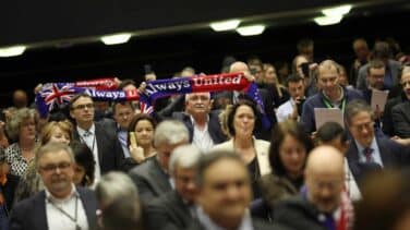 La emocionante despedida del Parlamento Europeo al Reino Unido: "¡Por los viejos tiempos, amigo!"