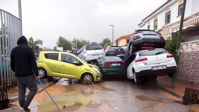 Desbordado el río Campanillas en Málaga.