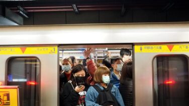 China incomunica Wuhan para evitar la propagación del letal coronavirus