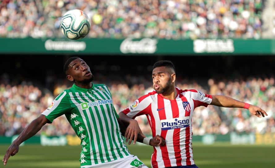 La CNMV, contra los patrocinadores del 'Atleti' y el Betis: pide vetar la publicidad de CFD