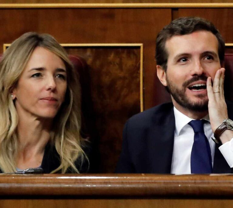 Casado pide a Sánchez que active el 155 ante la desobediencia de Torra